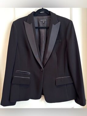 Women’s Tuxedo Jacket 16